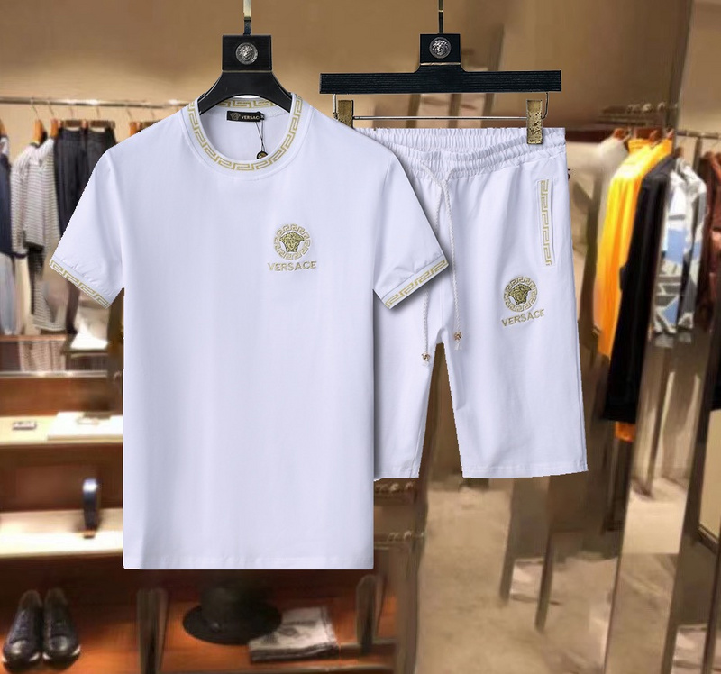 Versace 2 Pieces Short 8q