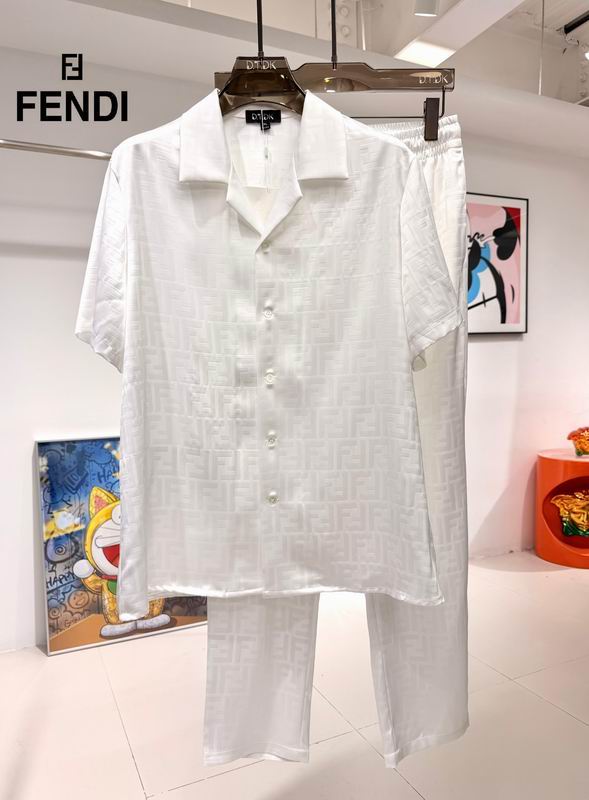 Fendi M-3XL 24cr02