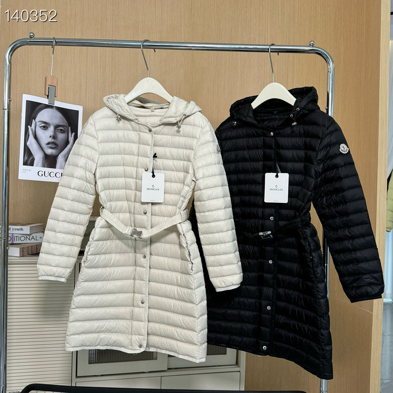 Moncler sz1-4 26yr91