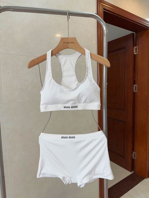 MiuMiu S-XL 06