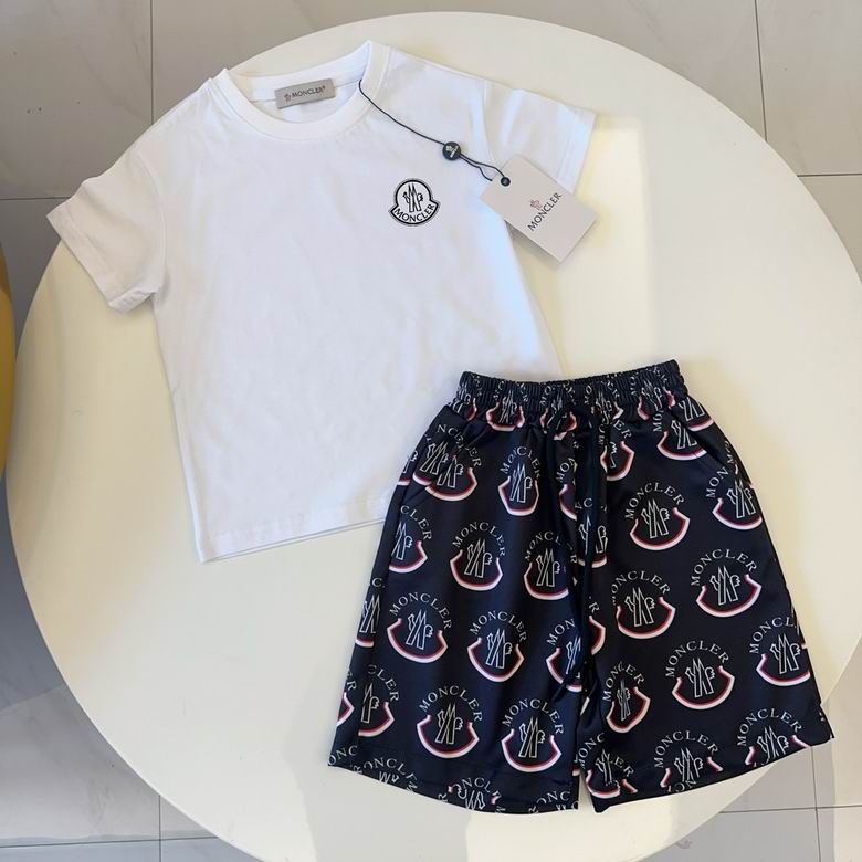 Moncler sz90-150 46