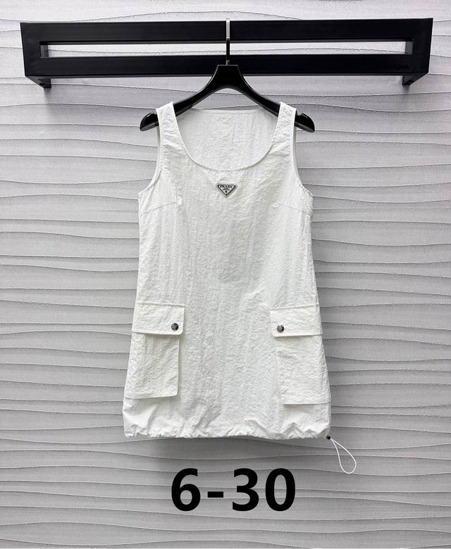 Prada S-XL 76