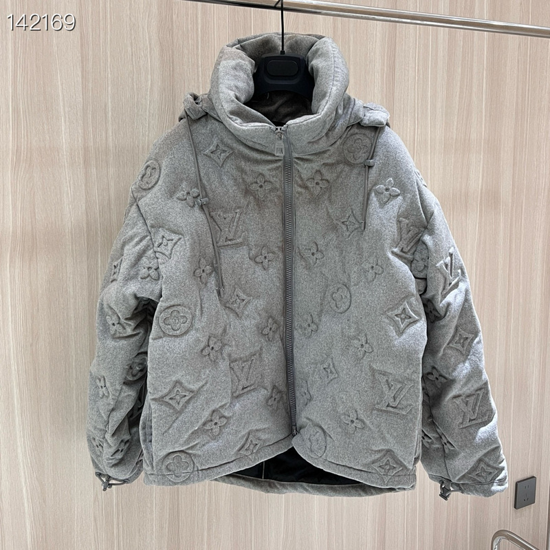 LV S-XL 26yr25