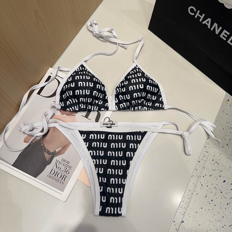 MiuMiu S-XL 16