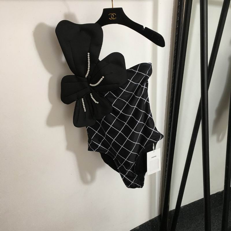 Chanel S-XL 132