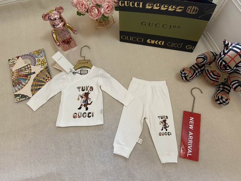 Gucci sz59 66 73 80