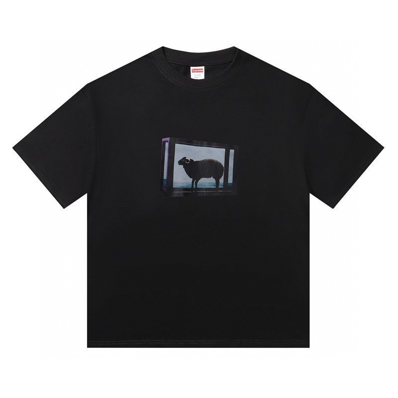 Supreme S-2XL thtxS143
