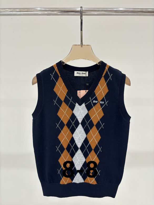 MiuMiu S-XL 37