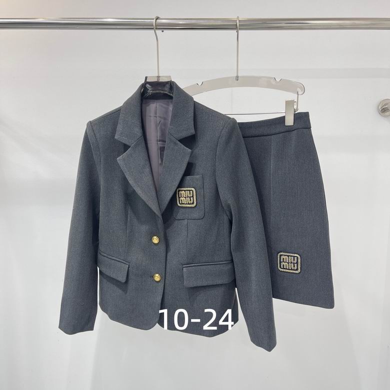 MiuMiu S-XL 107