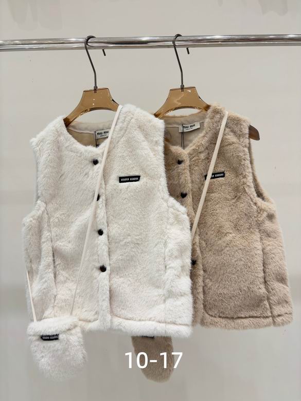 MiuMiu S-XL 136