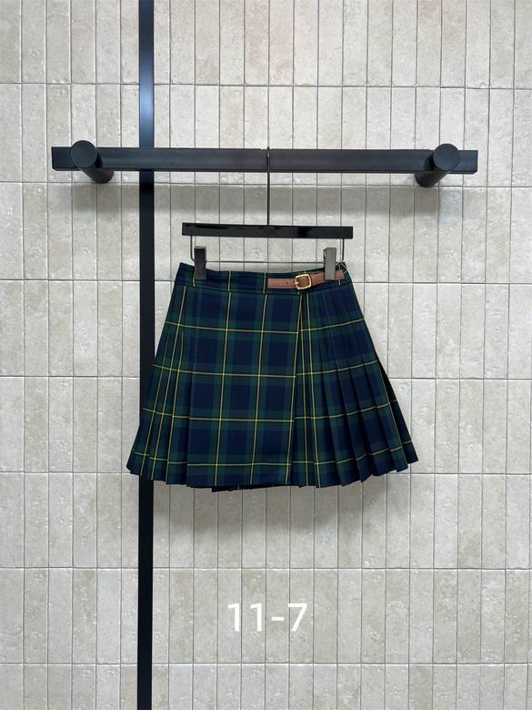 MiuMiu S-XL 240