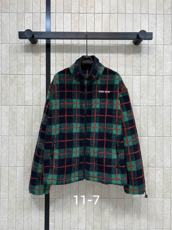 MiuMiu S-XL 250
