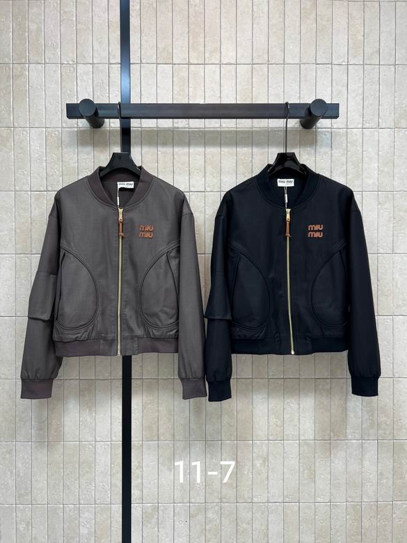 MiuMiu S-XL 260
