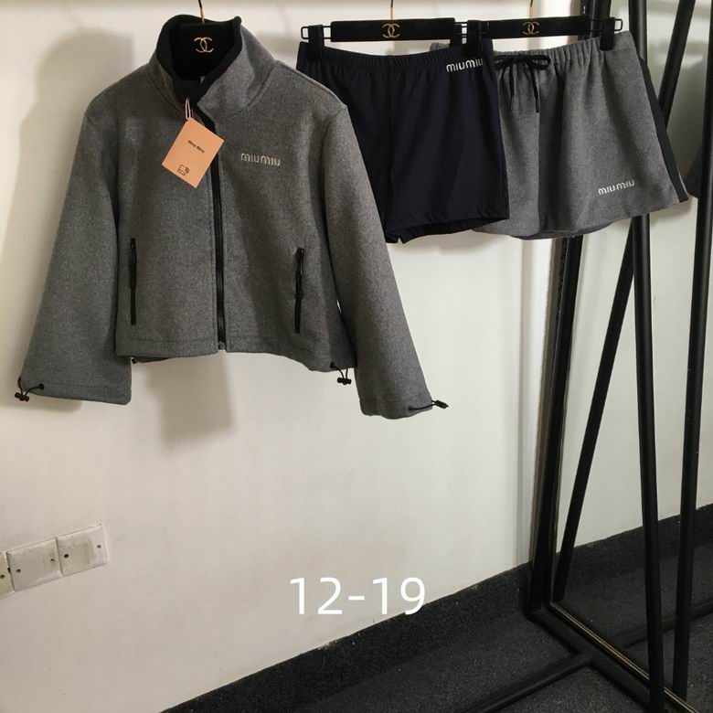 MiuMiu S-XL 318