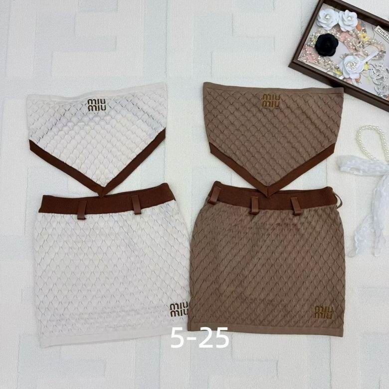 MiuMiu S-XL 68
