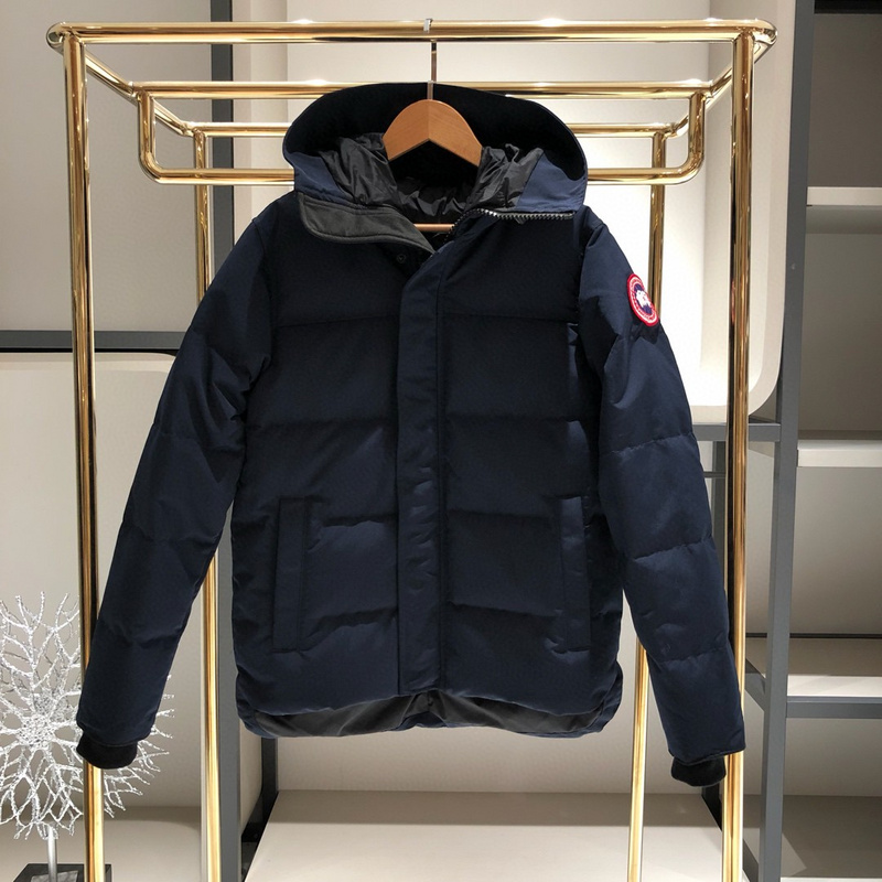 Canada Goose S-2XL 26yr08