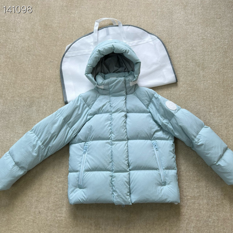 Canada Goose XS-XL 26yr39