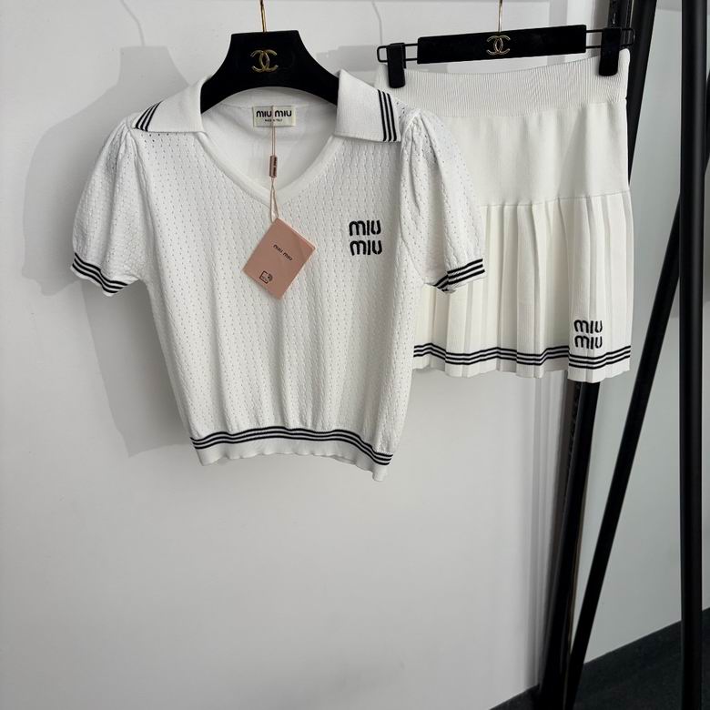 MiuMiu Uniform 161