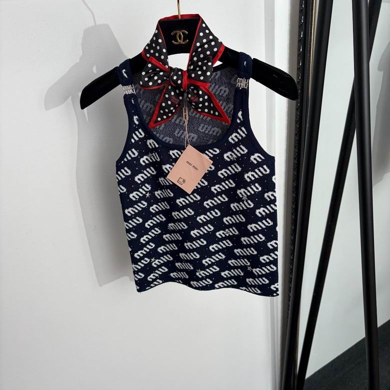 MiuMiu Uniform 163