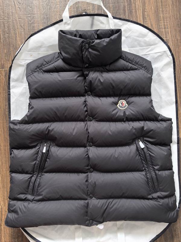 Moncler sz1-5 24cr114