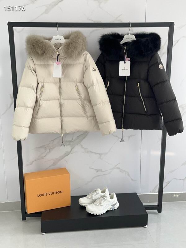 Moncler sz1-4 26yr188