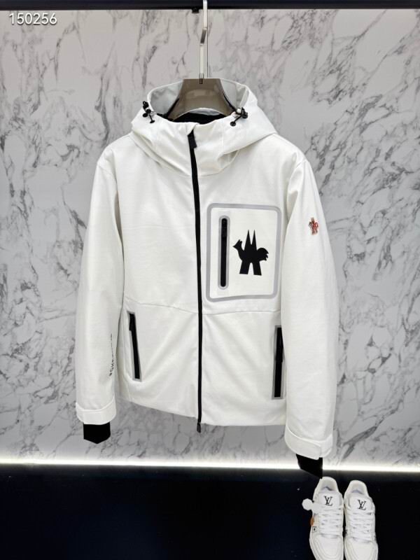 Moncler sz1-5 26yr241