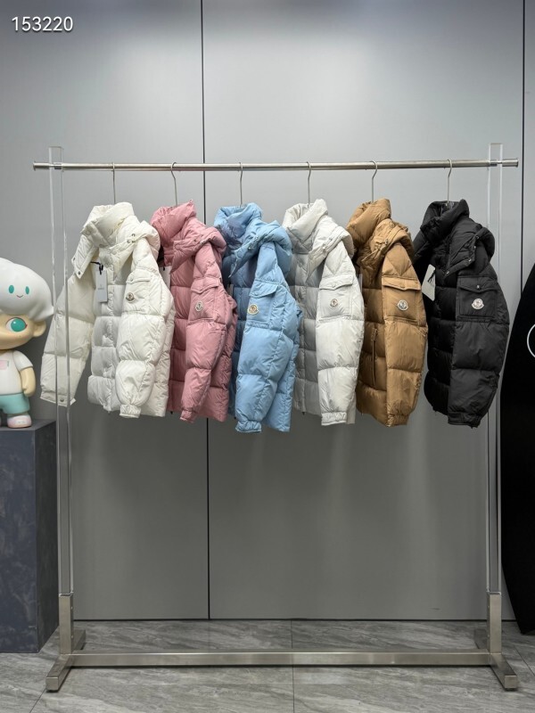 Moncler sz0-2 26yr324