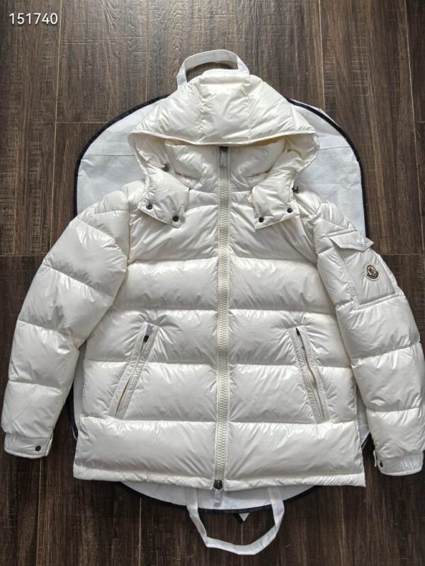 Moncler sz0-3 26yr330