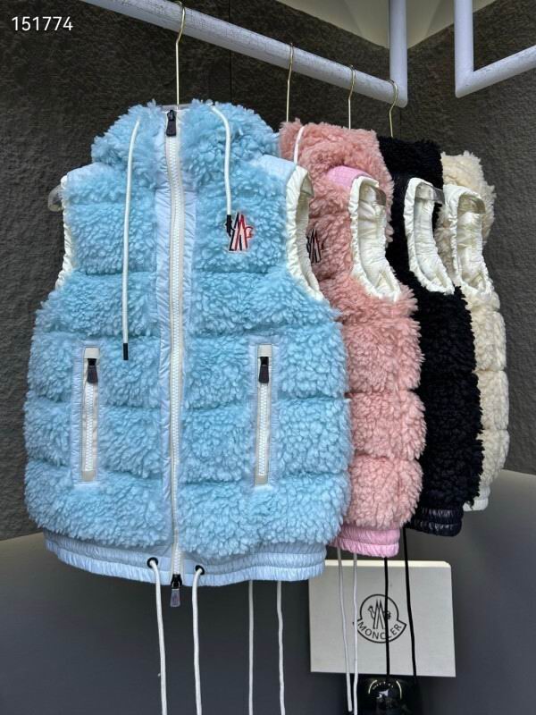 Moncler S-L 26yr379