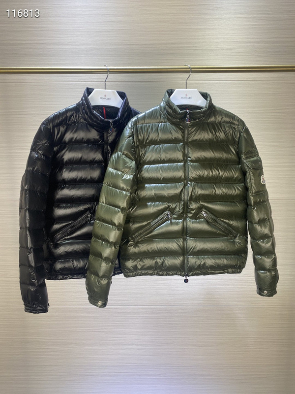 Moncler sz1-5 26yr04
