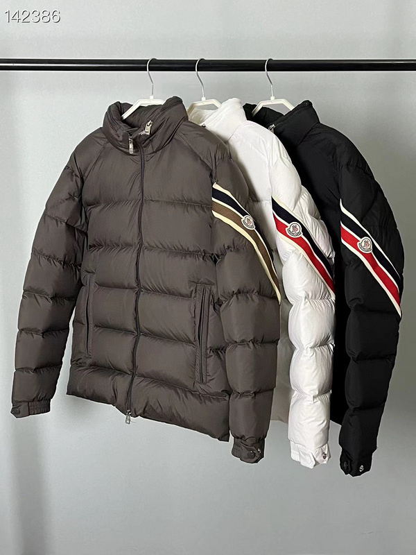 Moncler sz1-5 26yr199
