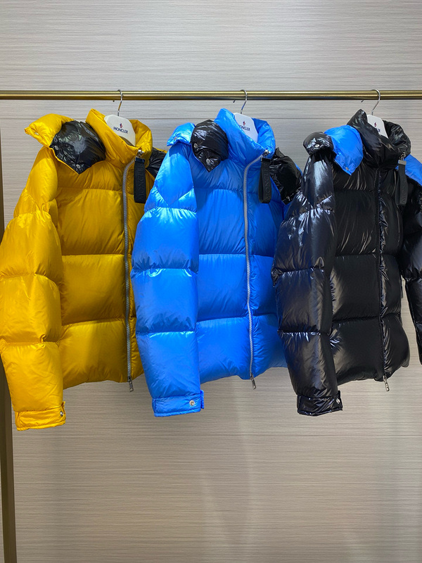 Moncler sz1-5 26yr242
