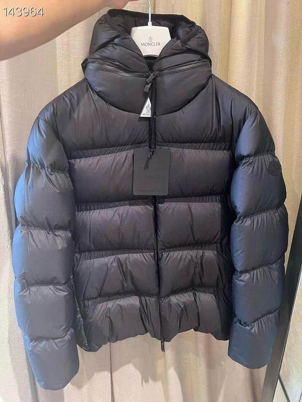 Moncler sz1-5 26yr311