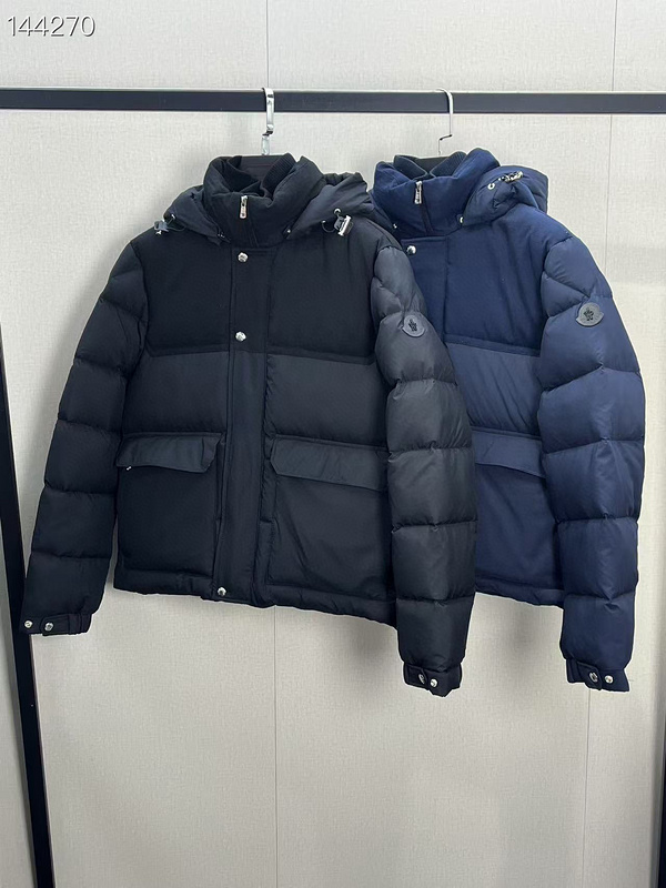 Moncler sz1-5 26yr314