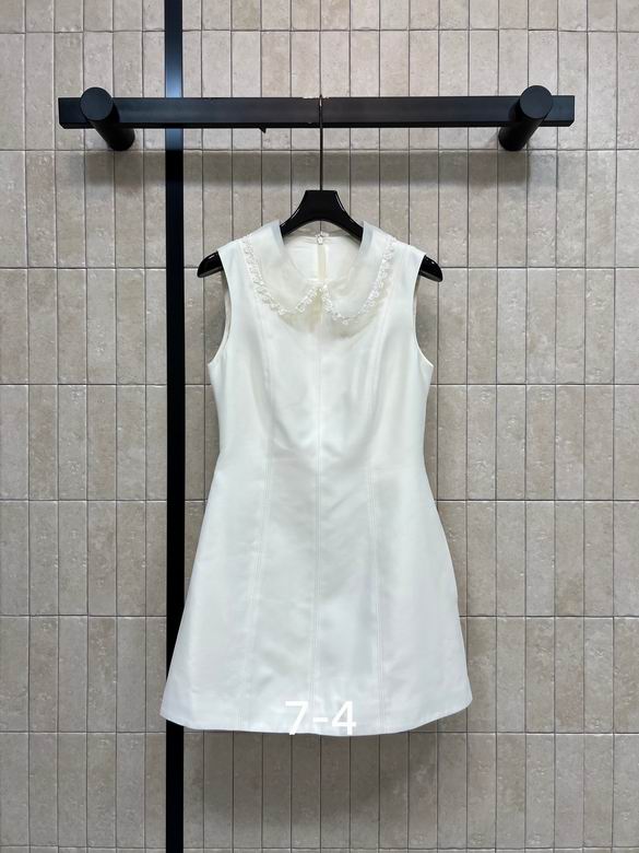 MiuMiu S-XL 350