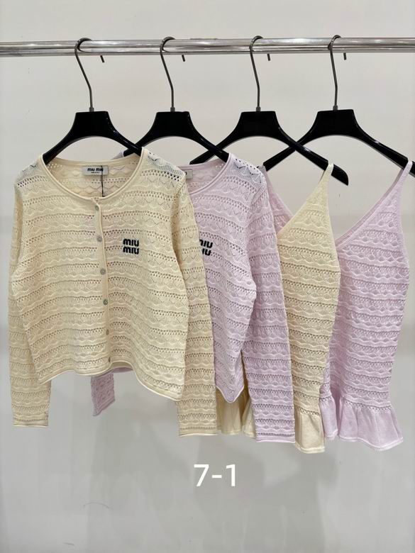 MiuMiu S-XL 374