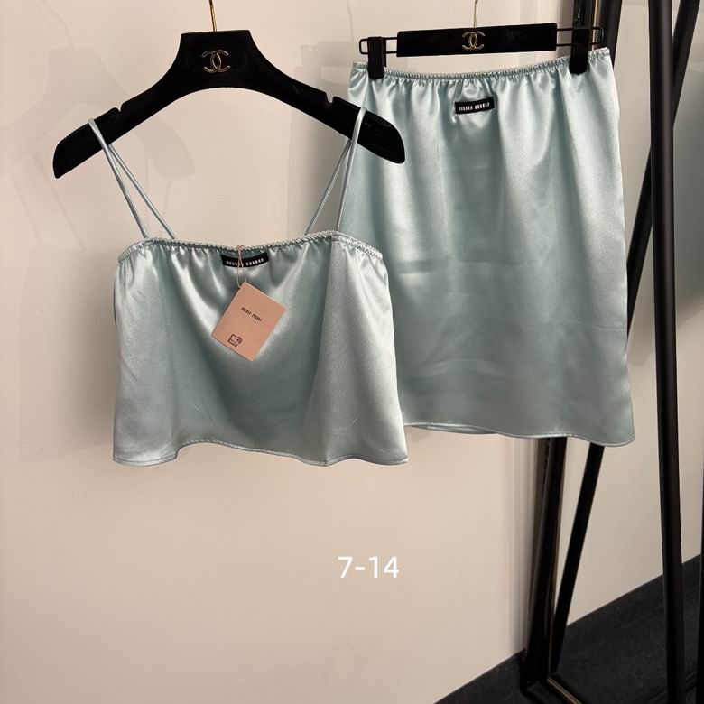 MiuMiu S-XL 418