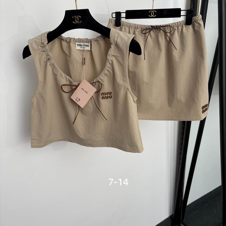 MiuMiu S-XL 421