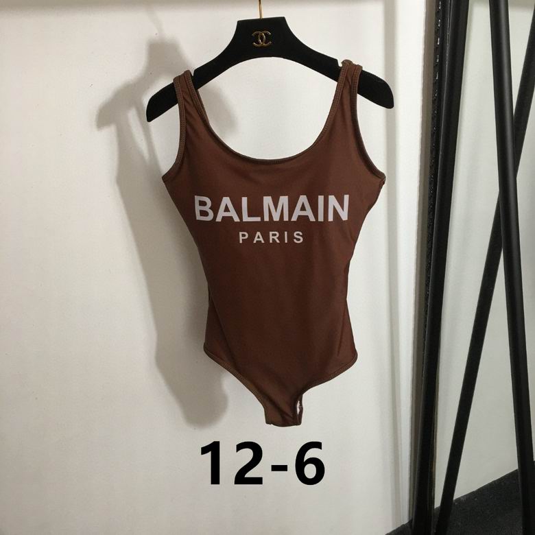 Balmain S-XL 01