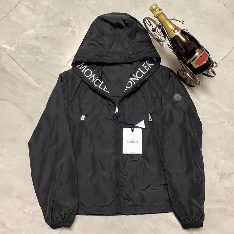 Moncler sz1-5 8qx11