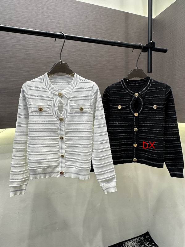 Chanel One Size 144