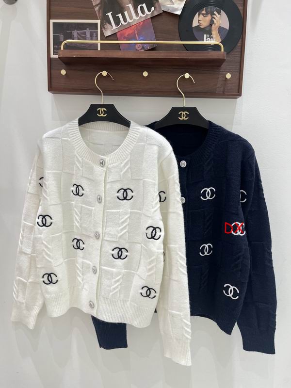 Chanel One Size 198